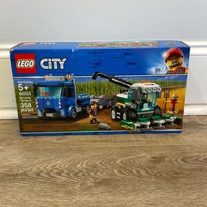 Lego City Harvest Transport 60223 - Brand new in unopened box
